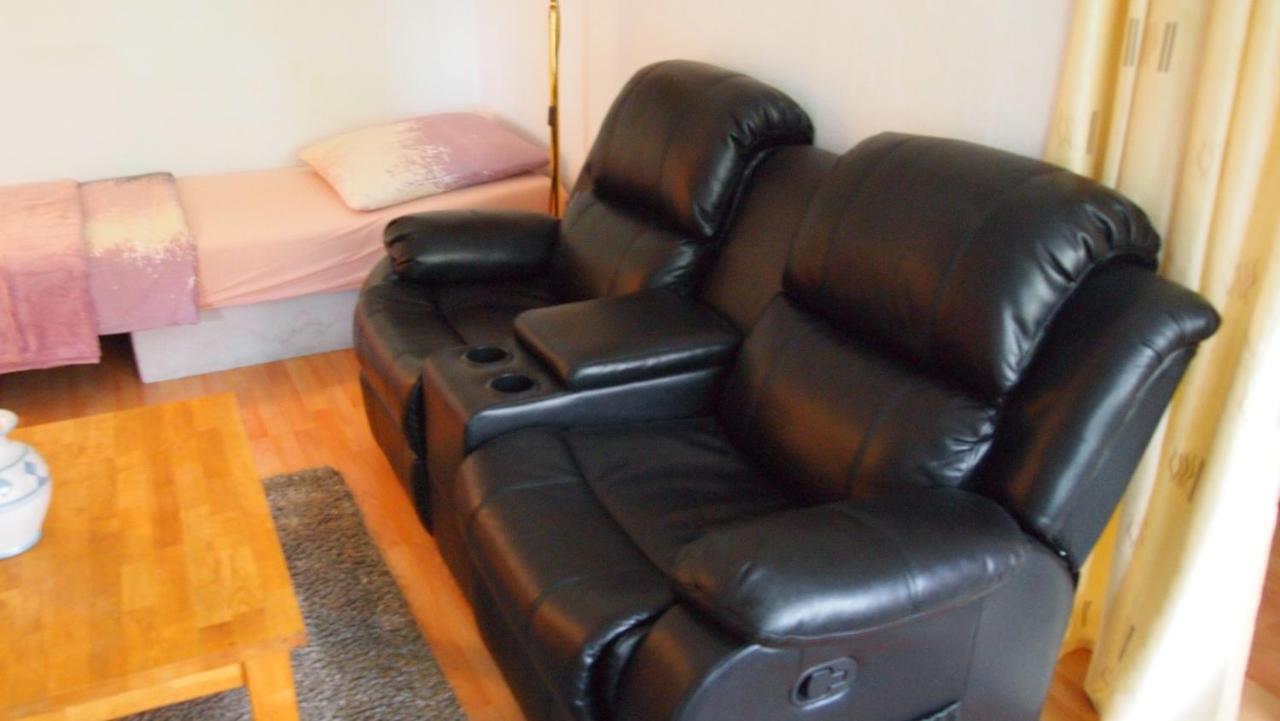 Zentral Gelegene Ferienwohnung 뤼베크 외부 사진